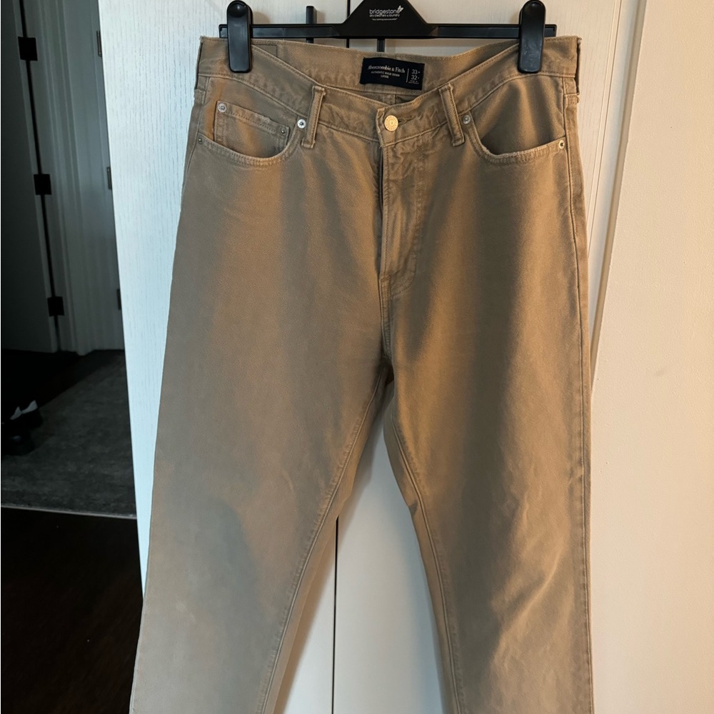 Abercrombie & Fitch Men’s Loose Denim